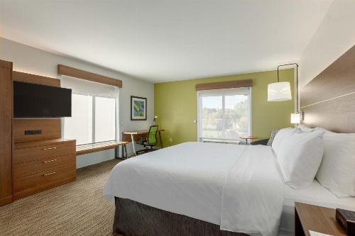 Holiday Inn Express Hotel & Suites Binghamton University-Vestal image 2