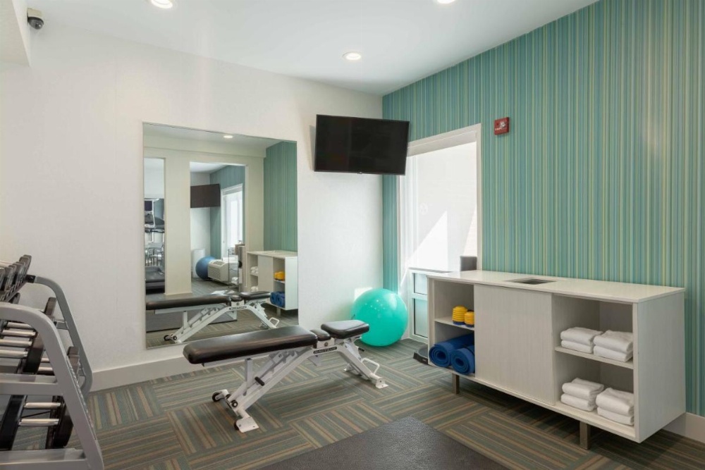 Holiday Inn Express Hotel & Suites Binghamton University-Vestal Image 23