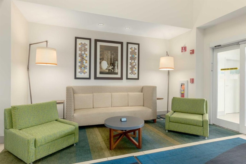 Holiday Inn Express Hotel & Suites Binghamton University-Vestal Image 26